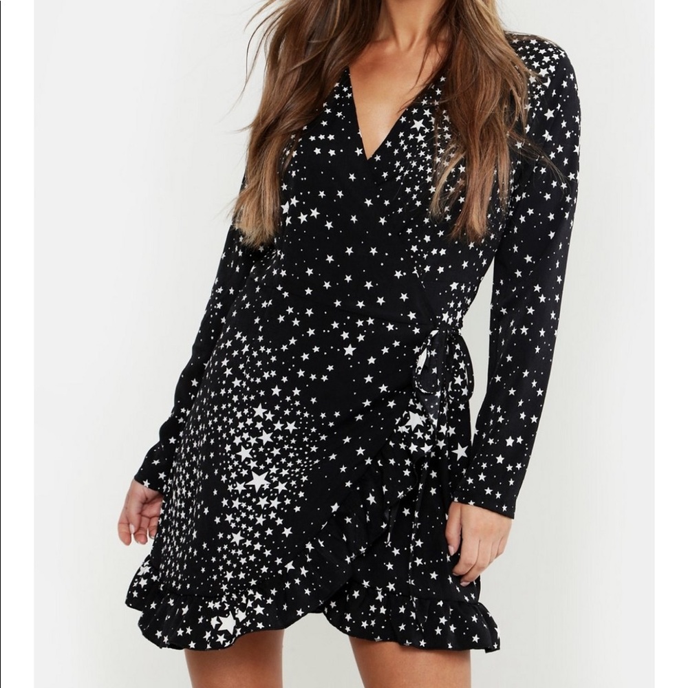 STAR WRAP DRESS😍😍😍